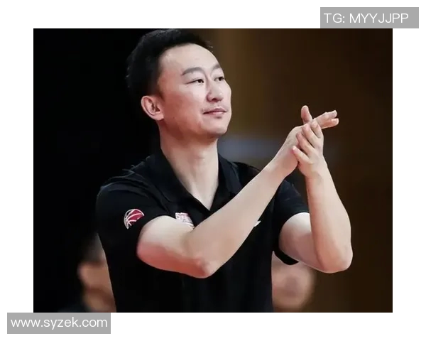 刘维伟小考杨瀚森左手右手拿刀的选择与米奇筷子的灵活运用