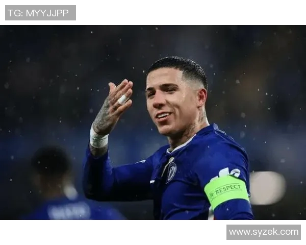 埃斯特旺打入欧冠首球荣膺切尔西5-1阿贾克斯最佳球员