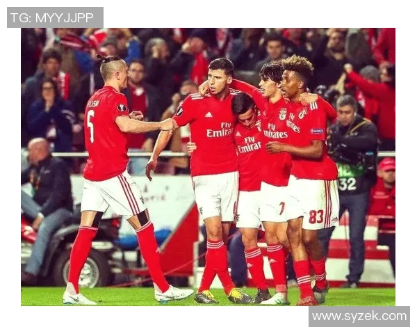 欧冠小组赛焦点对决本菲卡与阿贾克斯谁能打破0分尴尬局面 欧冠小组赛焦点对决本菲卡与阿贾克斯谁能打破0分尴尬局面