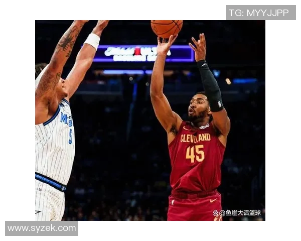 米切尔状态火热单场轰下35分18投13中正负值高达38