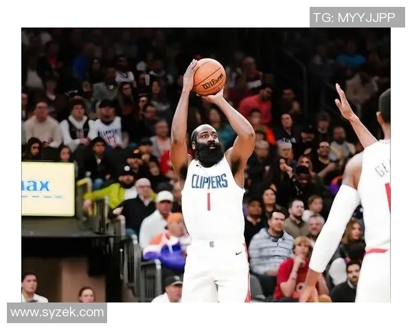 卢教练期待哈登与小卡错开上场时间却遭遇双双体力不支的困境